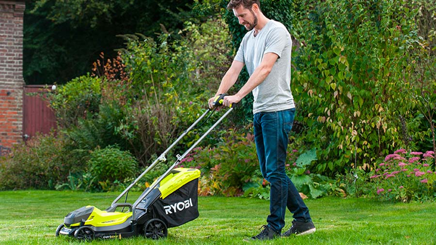 Tondeuse à gazon RLM18X33B40 RYOBI Tondeuse à gazon RLM18X33B40 RYOBI